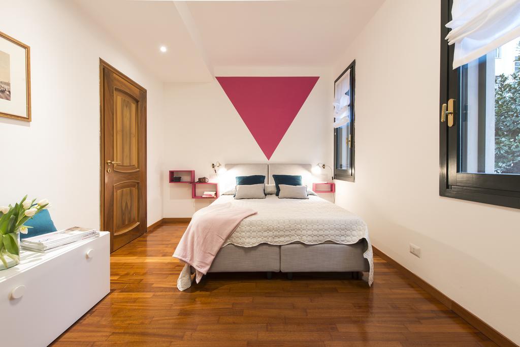 Suite Home Milano Fiera Buitenkant foto