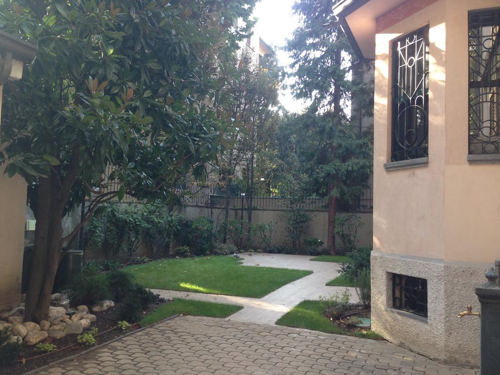 Suite Home Milano Fiera Buitenkant foto