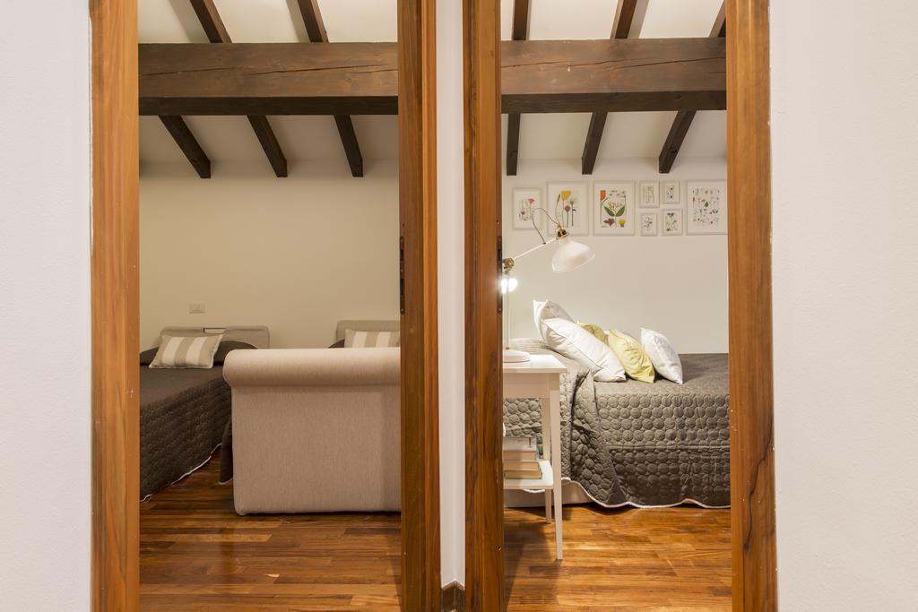 Suite Home Milano Fiera Buitenkant foto