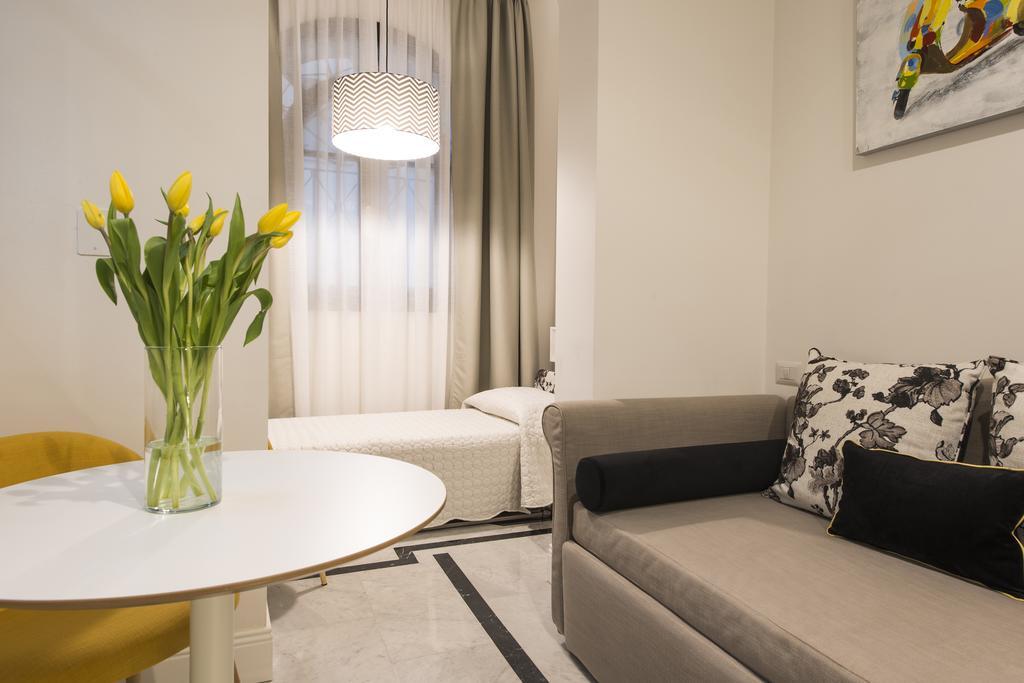 Suite Home Milano Fiera Buitenkant foto