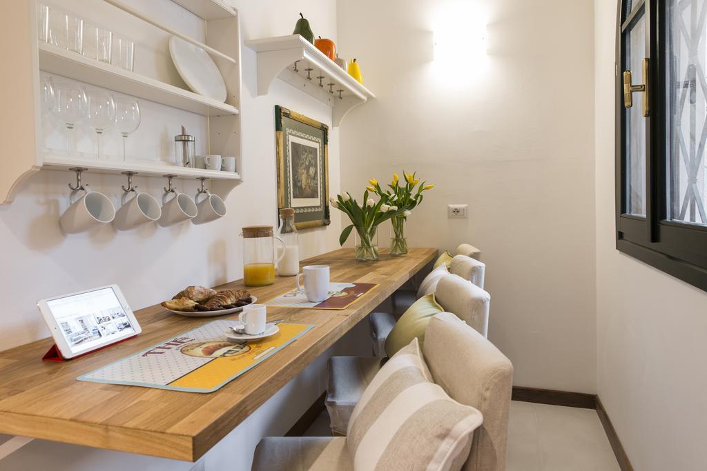 Suite Home Milano Fiera Buitenkant foto