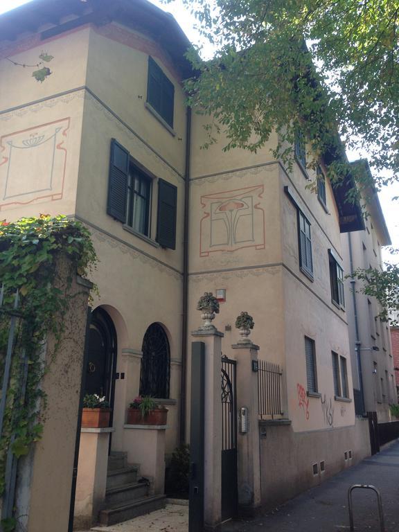 Suite Home Milano Fiera Buitenkant foto